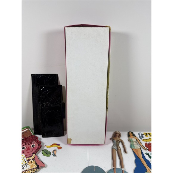 Vintage 1973 Barbie Magic Paper Doll & Clothing Whitman 4322/7209‎ Mattel 9.5" - Picture 13 of 14